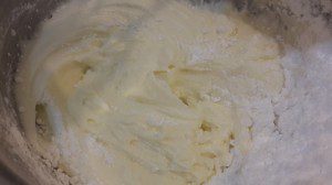 Cream cheese with icing or confectioners' sugar